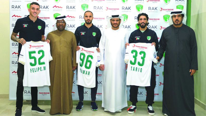 الامارات | الإمارات يضم الثلاثي طارق ومروان وموتا