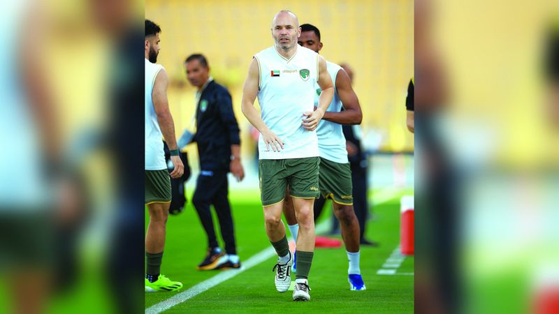 الامارات | صحيفة إسبانية تهتم بمباراة الوصل والإمارات بسبب إنييستا وألكاسير