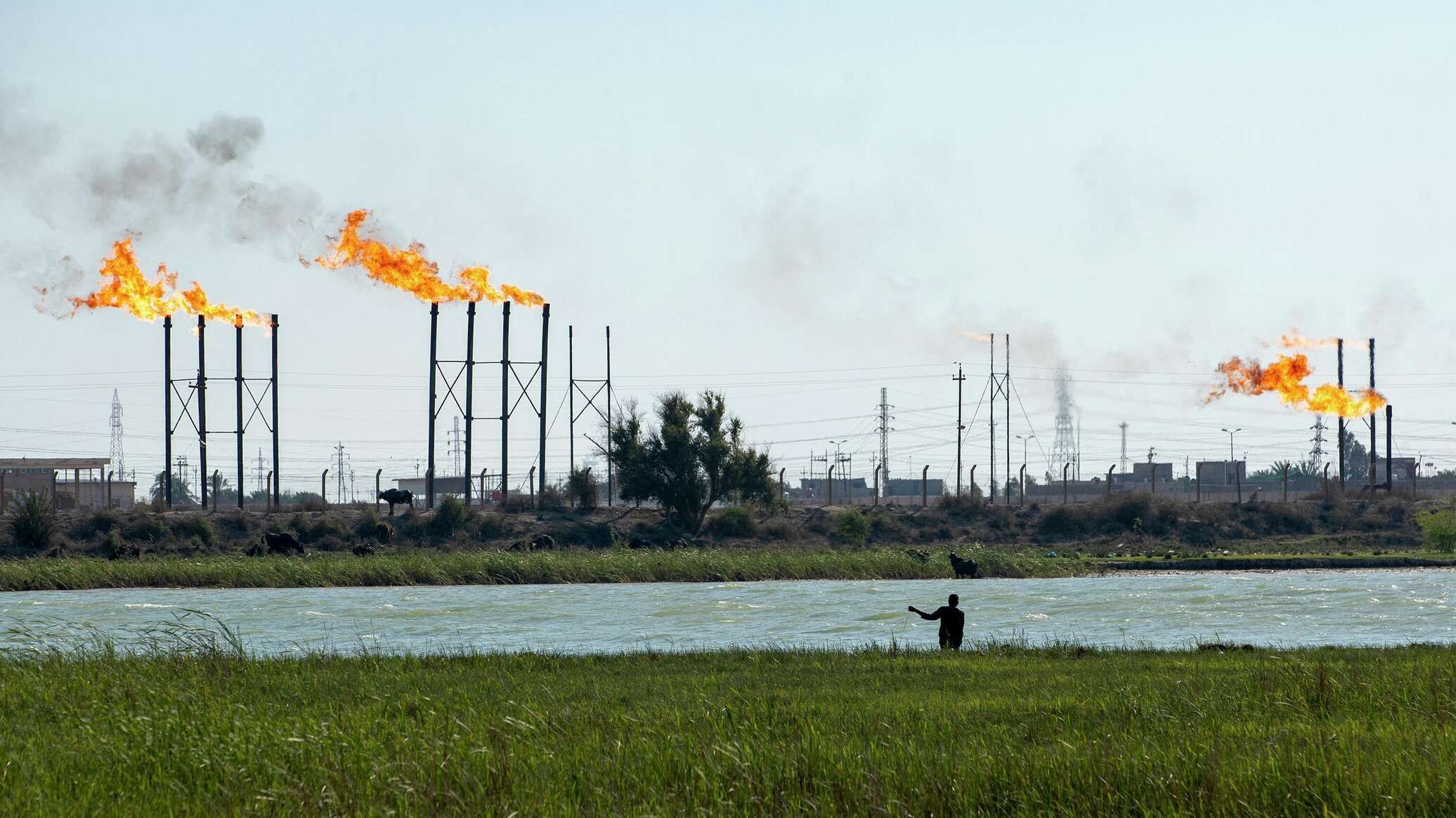 بعد افتتاح أكبر المصافي في البلاد.. هل يحقق العراق الاكتفاء الذاتي من المشتقات النفطية؟