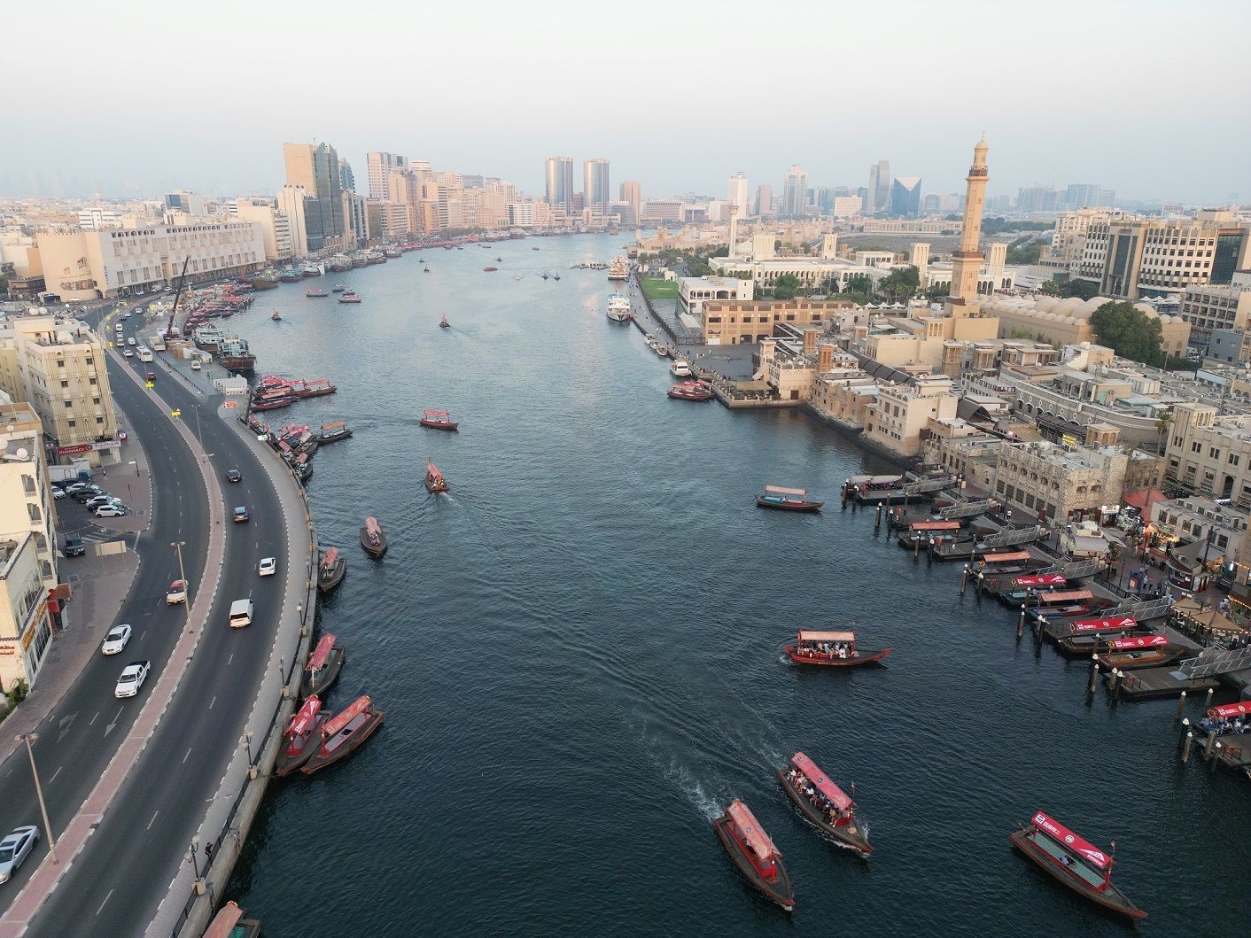 الامارات | بتكلفة 112 مليون درهم .. بلدية دبي ترسي مشروعا لتطوير الرصيف البحري لخور دبي