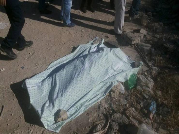 جثة عارية تثير الرعب في موقف أتوبيس بالدقي