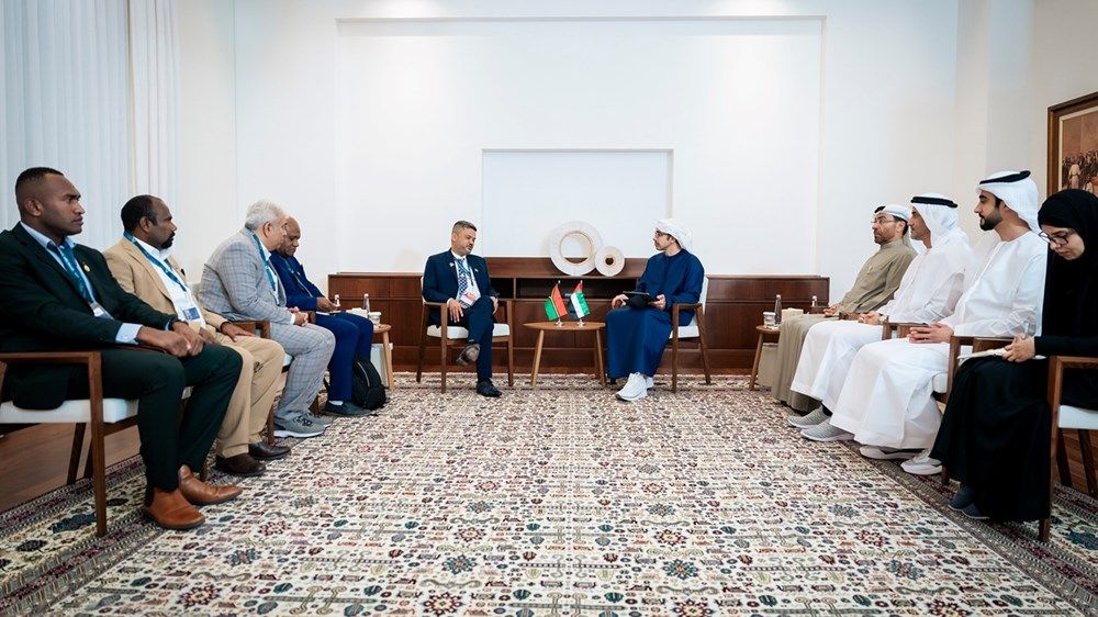 عبدالله بن زايد يستقبل نائب رئيس الوزراء وزير الخارجية في فانواتو