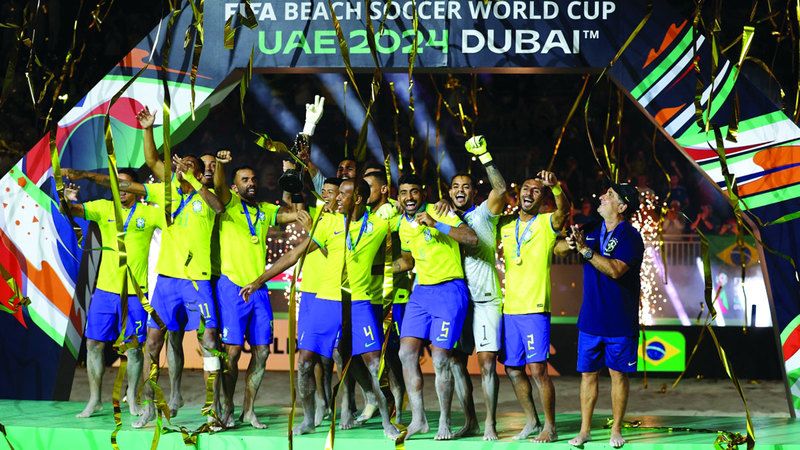 الامارات | منتخب البرازيل يتزيّن بالنجمة السادسة في «مونديال الشاطئية»
