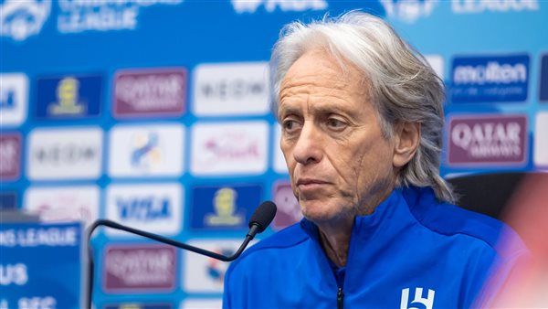 جيسوس يدافع عن مشروع تطوير الكرة السعودية