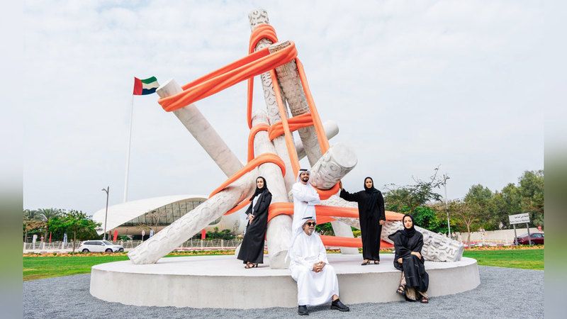 الامارات | منحوتة آسرة تزين دبي.. بتوقيع 5 فنانين إماراتيين