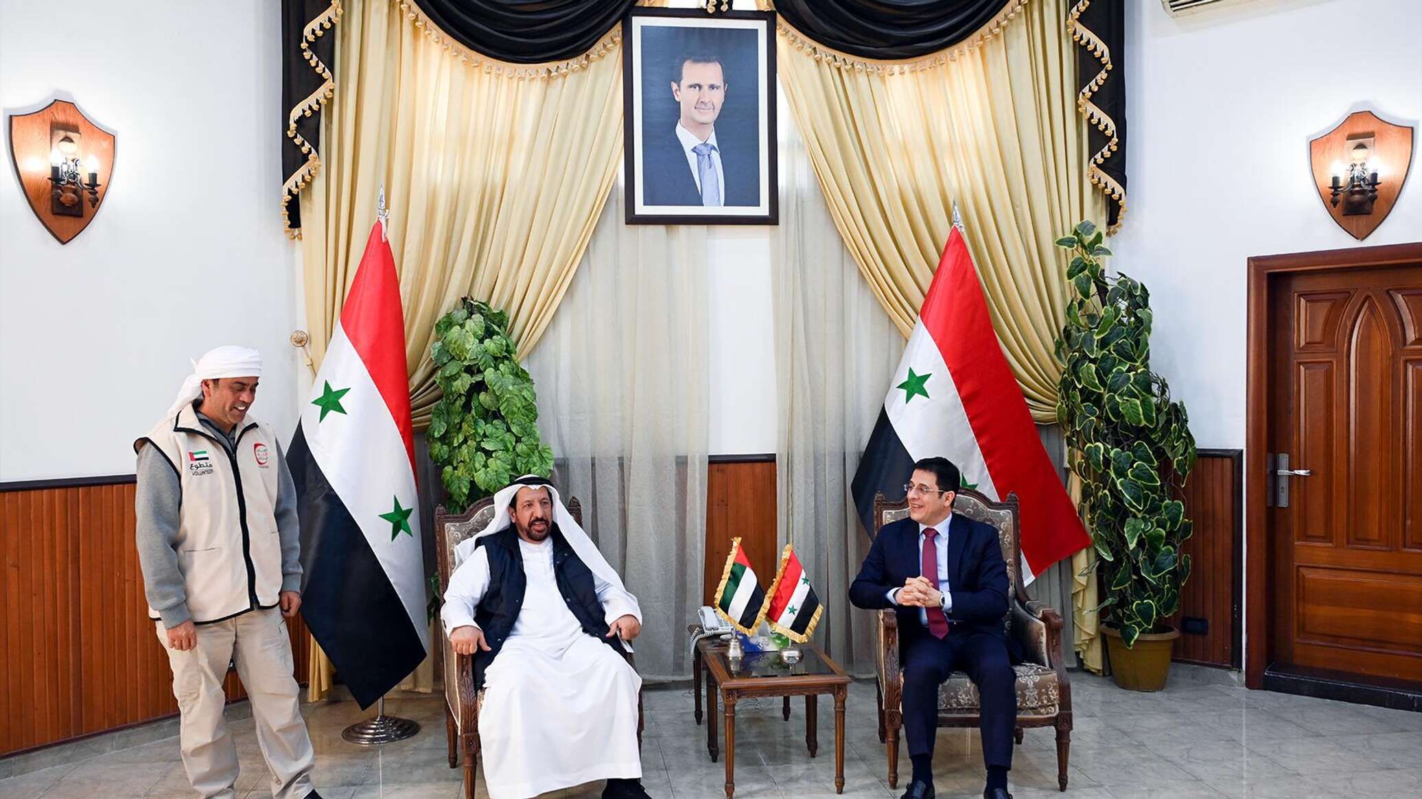 200 طن مساعدات طبية إماراتية تصل إلى سوريا بحرا وجوا