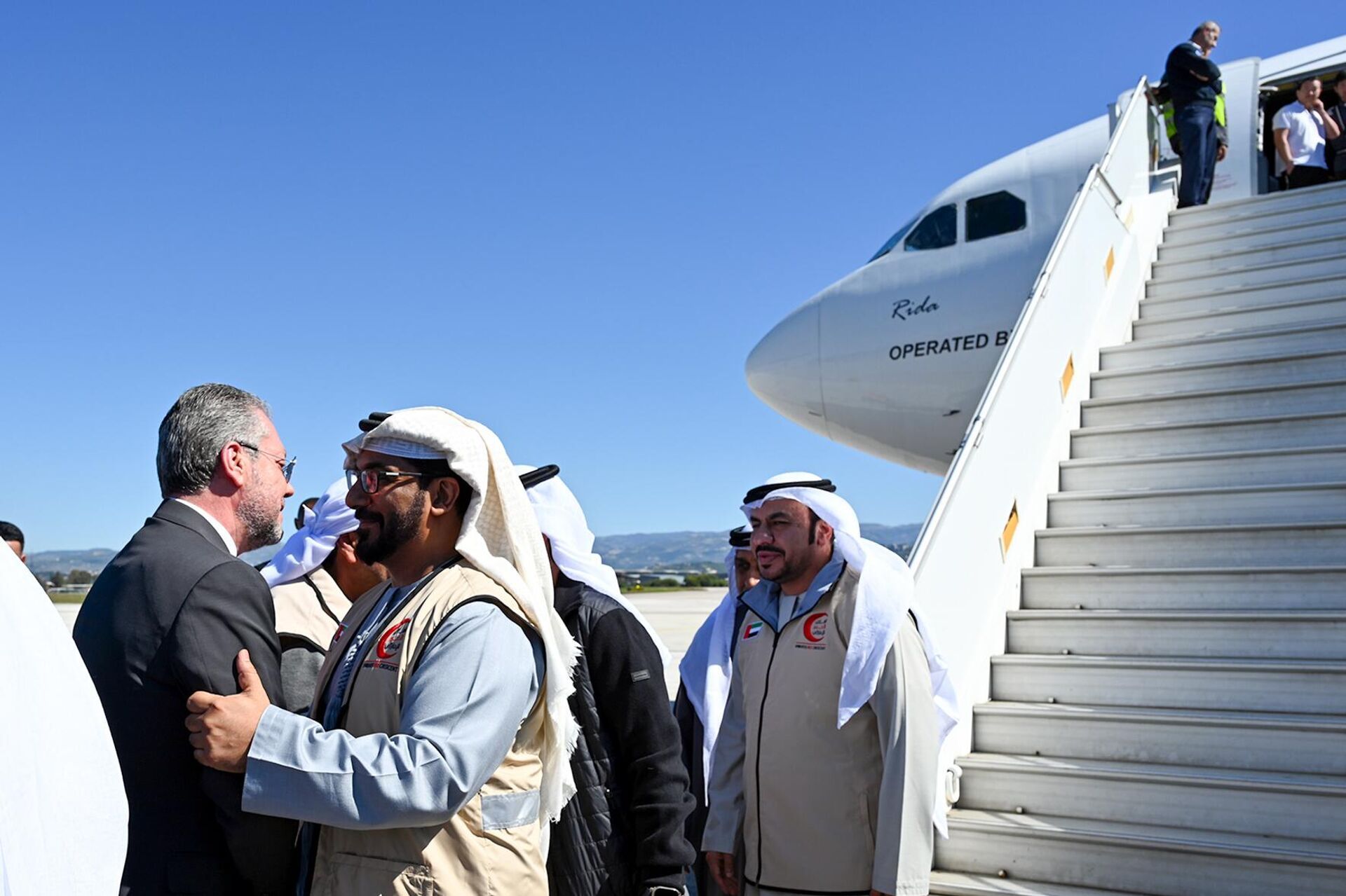 200 طن مساعدات طبية إماراتية تصل إلى سوريا بحرا وجوا