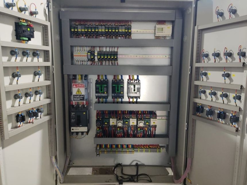 صيانة مضخات تصريف المياه بالكباري والأنفاق بالطائف