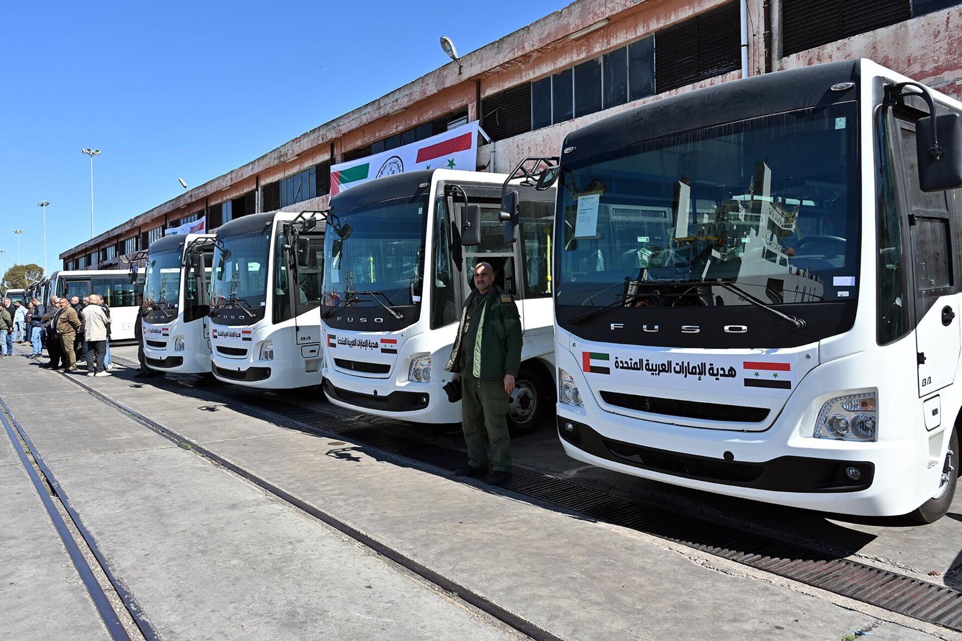 200 طن مساعدات طبية إماراتية تصل إلى سوريا بحرا وجوا