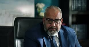 بيومي فؤاد: الدم مش بيوصل إلى رجلى ومفيش وقت أروح لدكاترة