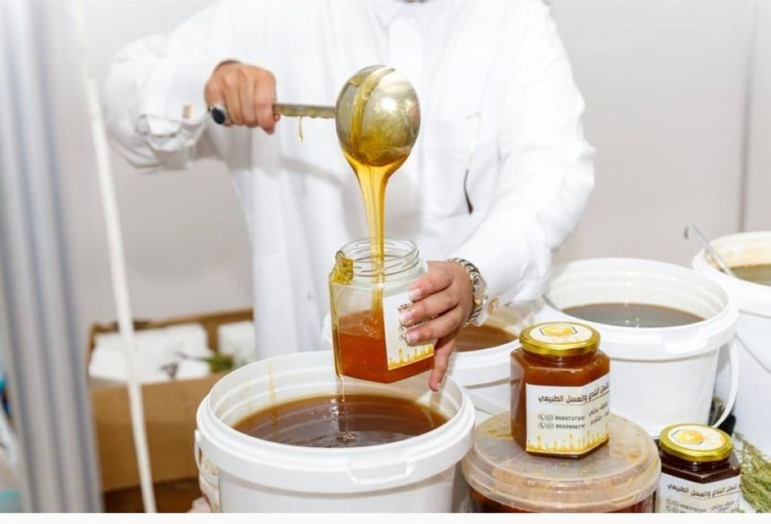 بمشاركة 30 نحال .. انطلاق "مهرجان العسل والسمن"  ببني مالك