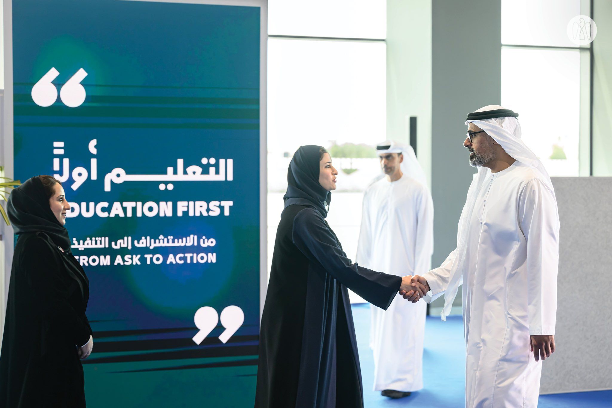 الامارات | خالد بن محمد بن زايد يشهد فعاليات النسخة الثانية من ملتقى "التعليم أولاً"