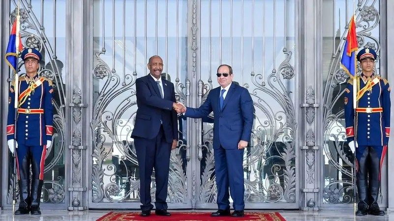 بعد ليبيا.. البرهان يتوجه إلى مصر في زيارة رسمية