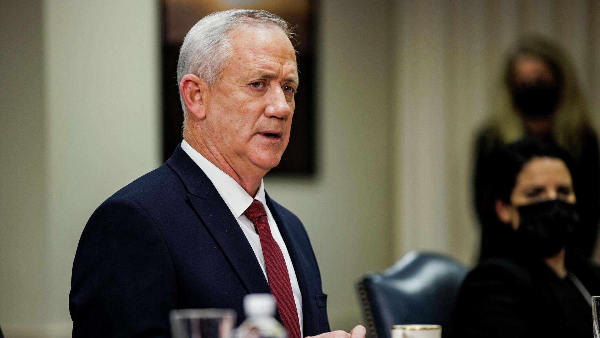 غانتس: الأولوية القصوى لإسرائيل تتمثل في إعادة المحتجزين لدى "حماس"