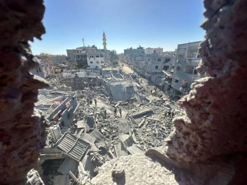 ارتفاع عدد شهداء مجزرة شارع الرشيد في غزة إلى 104 شهداء