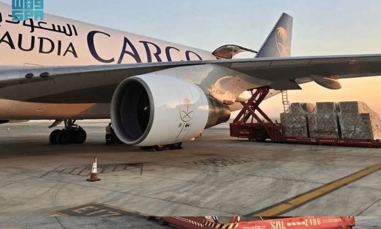 السعودية | مغادرة الطائرة الإغاثية السعودية الحادية عشر التي يسيرها مركز الملك سلمان للإغاثة تحمل مساعدات المملكة للشعب الأوكراني