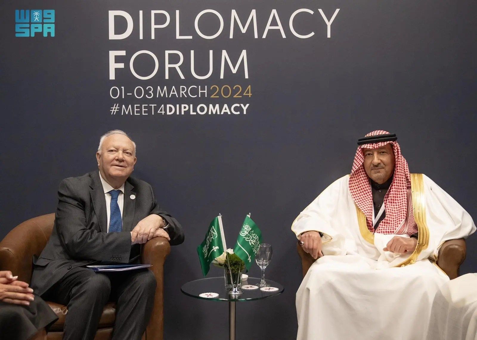 السعودية | نائب وزير الخارجية يلتقي الممثل السامي لتحالف الحضارات التابع للأمم المتحدة