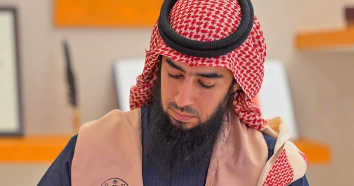 إقبال كبير على معرض الخطّ العربي في مهرجان شتاء درب زبيدة بقرية لينة