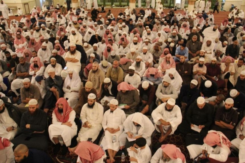 1030 منشط دعوي بمكة المكرمة خلال فبراير الماضي - اليوم