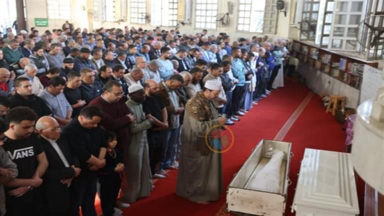 بالصور| غياب نجوم الغناء عن جنازة الموسيقار حلمي بكر