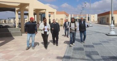 رئيس جهاز العاشر من رمضان يتفقد مشروعات الصرف الصحى والخدمات بالمدينة