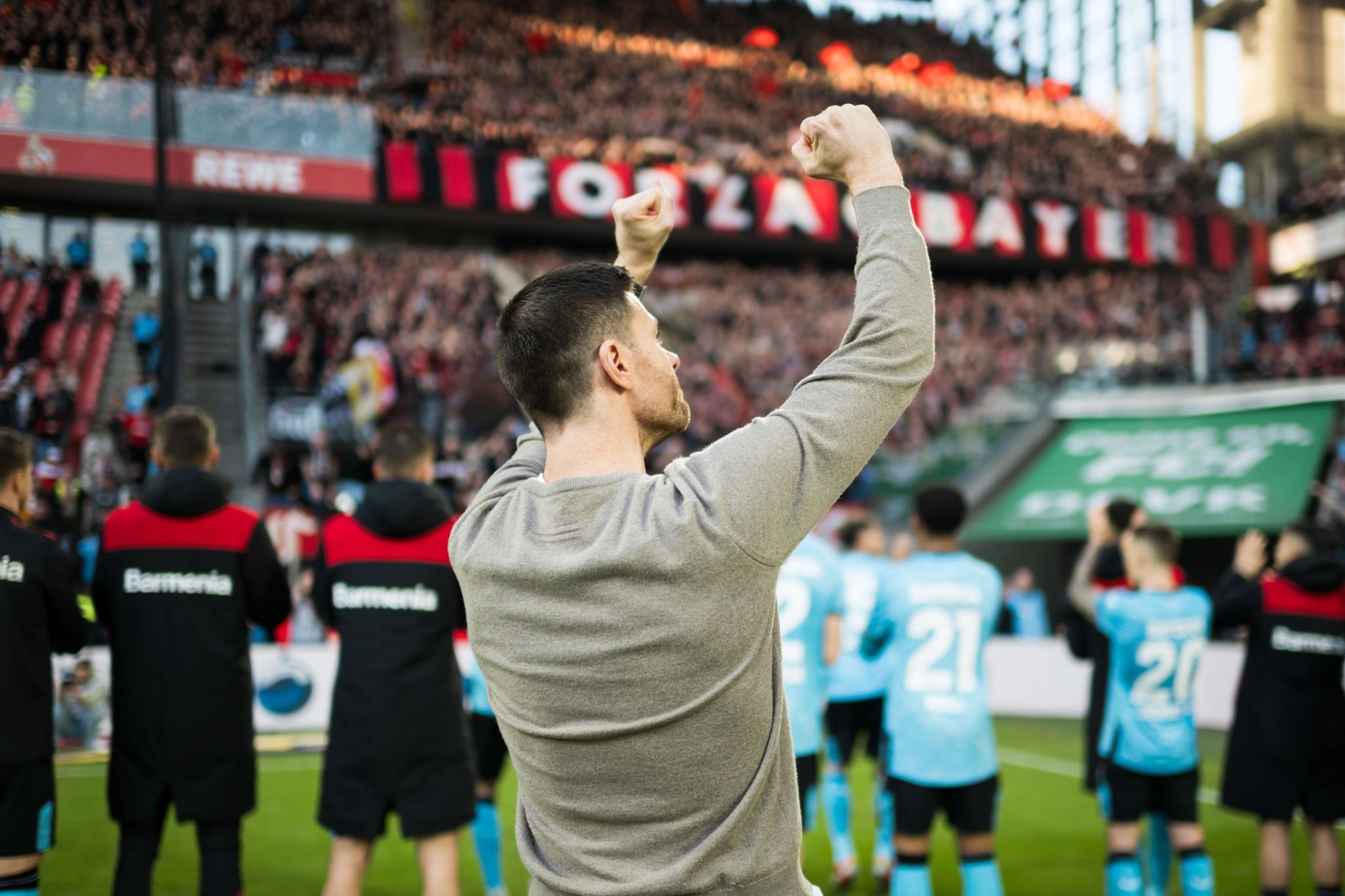 باير ليفركوزن يحسم ديربي كولونيا ويواصل تعزيز صدارته في الدوري الألماني