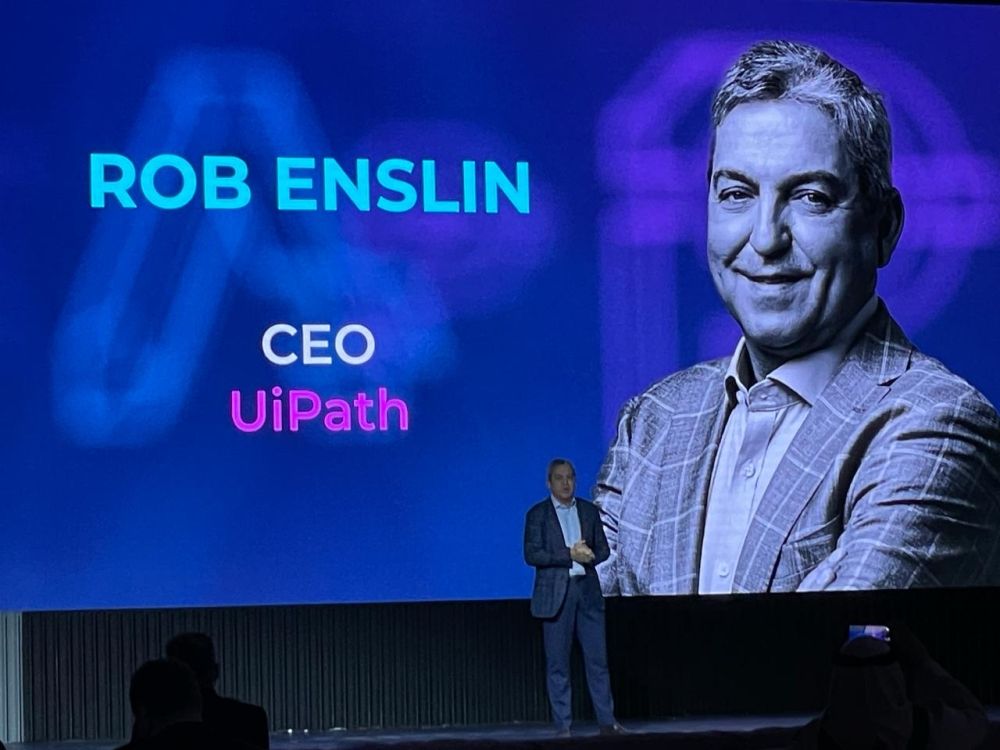 «يو آي باث» تفتتح مكتبا جديدا في الرياض وتطلق أول مدرسة سعودية للأتمتة