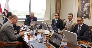 ‬وزير قطاع الأعمال يبحث مع تحالف مصرى إيطالى الاستفادة من الحديد بمناجم أسوان