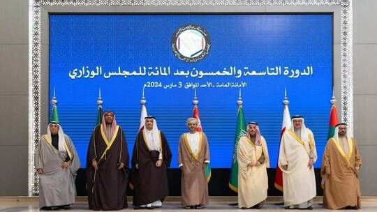 الخليج اليوم .. مجلس التعاون الخليجي: نحمل إسرائيل المسؤولية القانونية عن الانتهاكات والاعتداءات بغزة