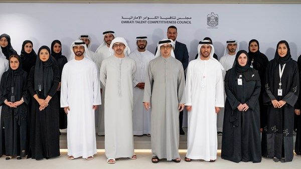 برئاسة منصور بن زايد.. مجلس إدارة «تنافسية الكوادر الإماراتية» يعتمد الميزانية التقديرية لبرنامج «نافس» لعام 2024