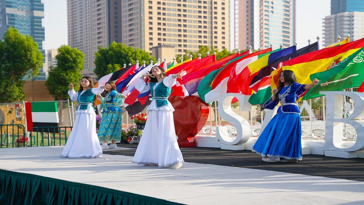 الامارات | «الشويفات» تنبض بالثقافات والمحبة في «اليوم التراثي العالمي»