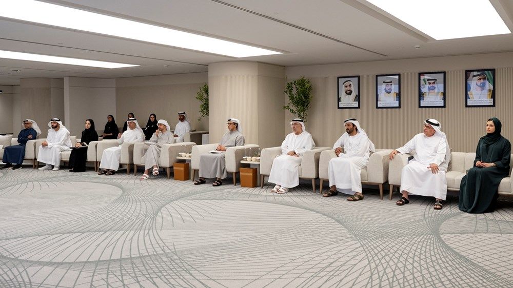 برئاسة منصور بن زايد.. مجلس إدارة «تنافسية الكوادر الإماراتية» يعتمد الميزانية التقديرية لبرنامج «نافس» لعام 2024