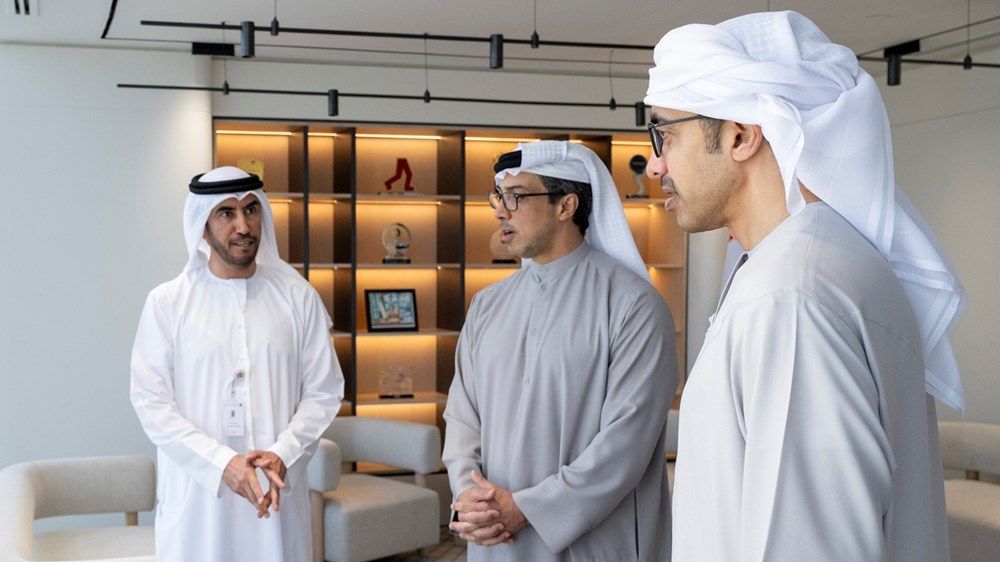 برئاسة منصور بن زايد.. مجلس إدارة «تنافسية الكوادر الإماراتية» يعتمد الميزانية التقديرية لبرنامج «نافس» لعام 2024