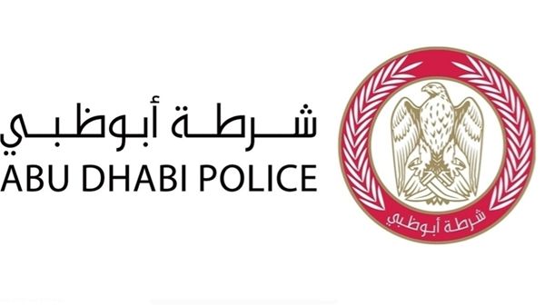 شرطة أبوظبي توعي بمخاطر استخدام الهاتف أثناء القيادة