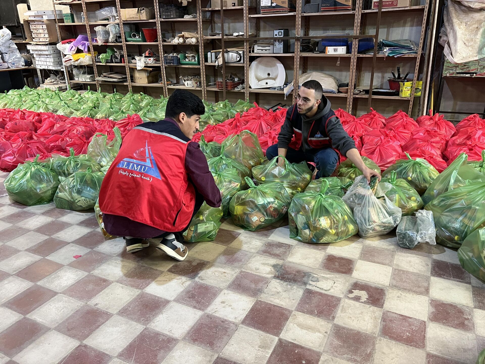 تجهيز السلة الرمضانية في بنغازي تجهيز السلة الرمضانية في بنغازي - الخليج 365 عربي, 1920, 05.03.2024