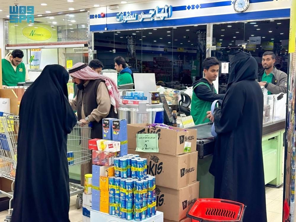 إقبال للمتسوقين قبل رمضان