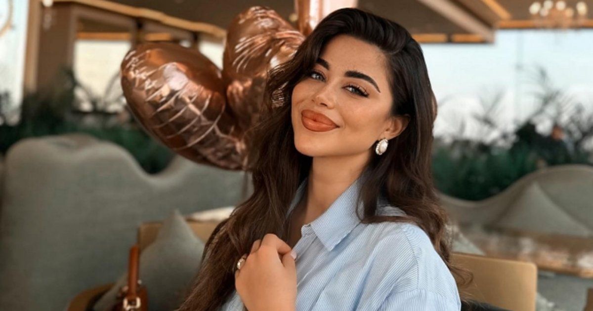 بالصور- سعر مرتفع جداً لحقيبة يد يارا السكري..و جمالها سحر الجمهور