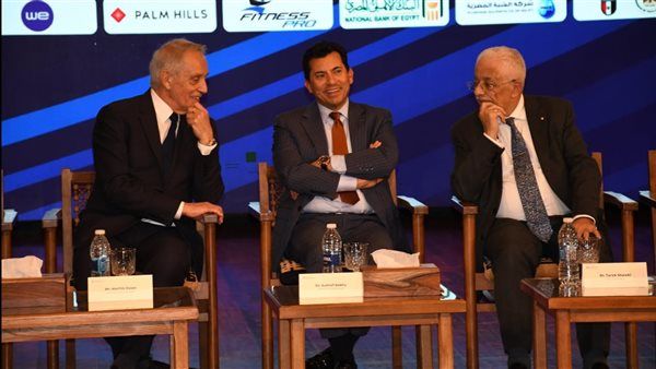 وزير الرياضة يشهد المؤتمر الصحفي الخاص بكأس العالم للخماسي الحديث