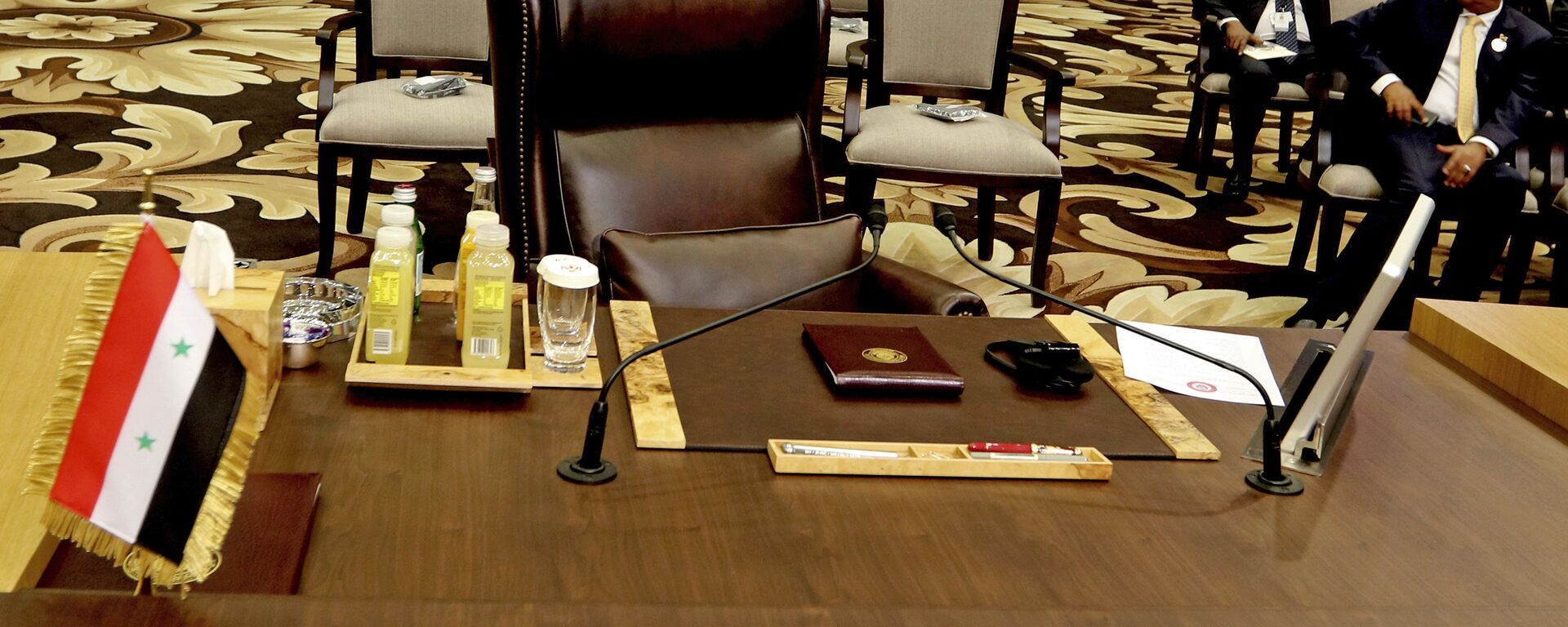 تفاصيل لقاء أمين عام الجامعة العربية بوزير الخارجية السوري في مصر