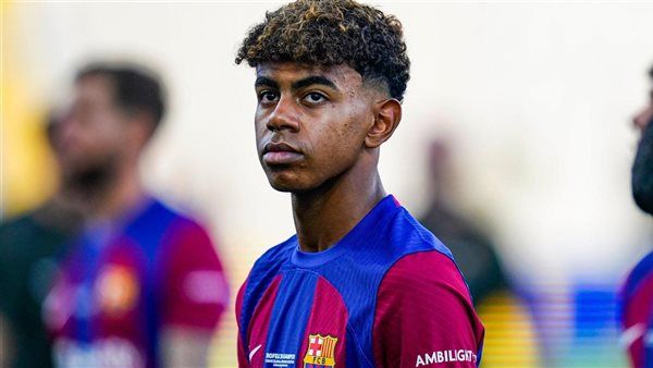 قلق في برشلونة بسبب لامين يامال قبل صدام نابولي