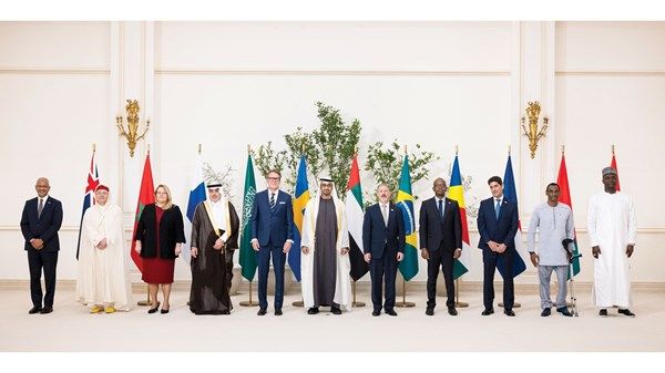 رئيس الدولة: حريصون على ترسيخ علاقاتنا مع العالم