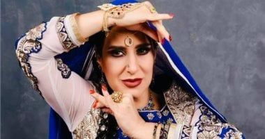 ميرنا وليد تعرض مسرحية "قمر الغجر" اليوم وغدا بمسرح البالون