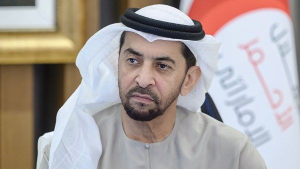 حمدان بن زايد يوجِّه بتوسيع مظلة المستفيدين من برامج الهلال الأحمر الرمضانية