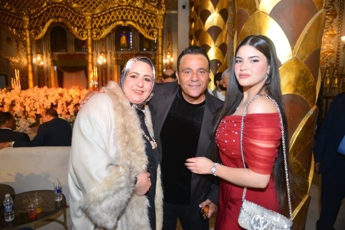 شاهد الفنان المصري محمد فؤاد يخبئ ابنته عن التصوير لهذا السبب