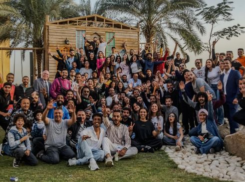 أسرة "كامل العدد +1" ترفع شعار فركش قبل أيام من انطلاق الموسم