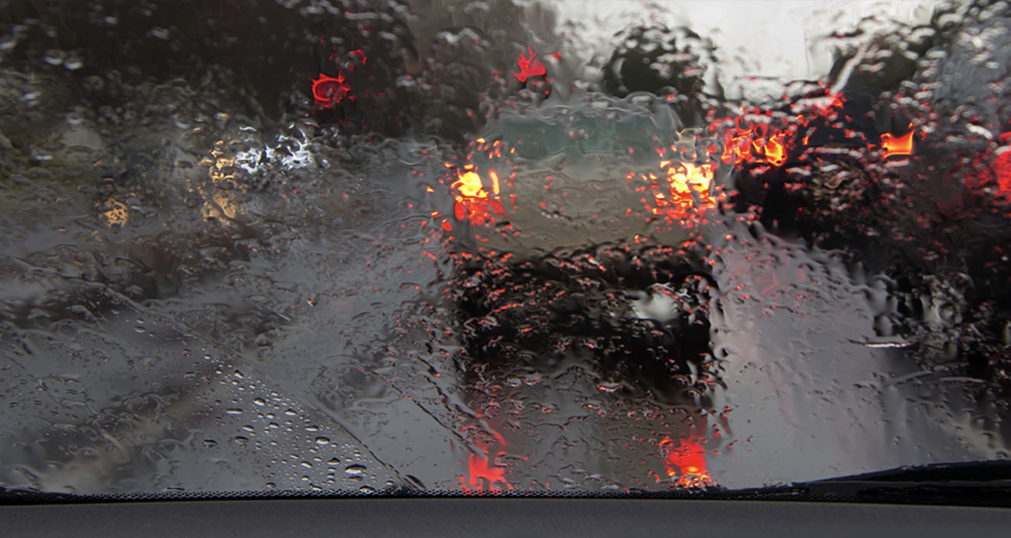 الامارات | الطقس غداً.. غير مستقر وأمطار مختلفة الغزارة مصحوبة بالبرق والرعد