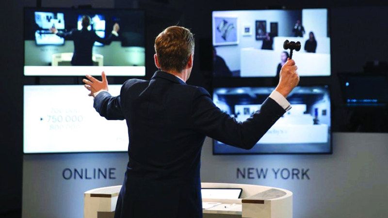 الامارات | مزادات الإنترنت تهيمن على مبيعات الأعمال الفنية عالمياً