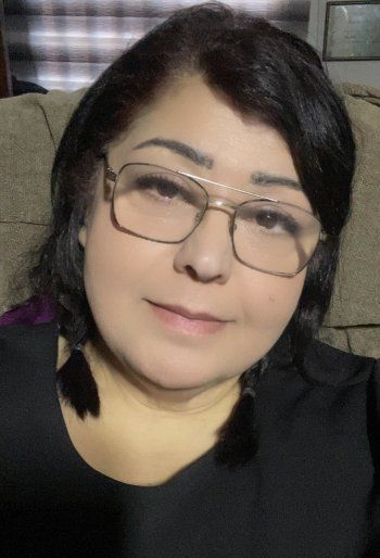 ليليان نمري في يوم المرأة العالمي :"تحية لـ "أخت الرجال"-بالصورة