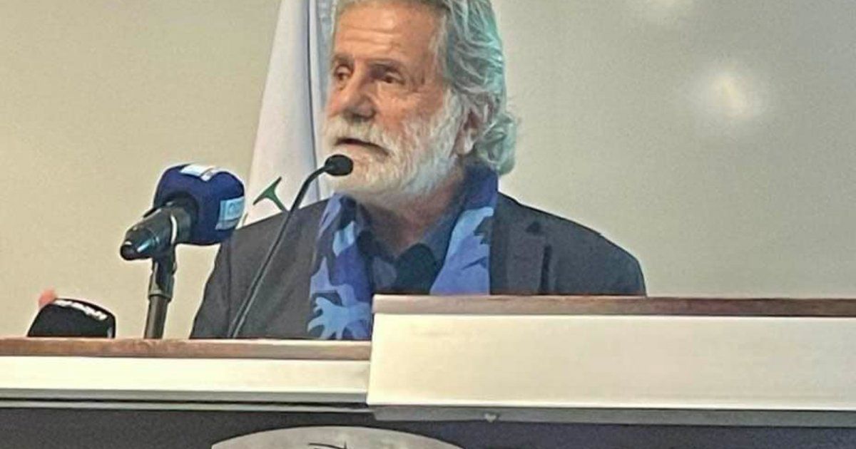 مارسيل خليفة في مئوية الجامعة اللبنانية الأميركية :"لولا صوت فيروز لكنتُ يتيم الأُم"
