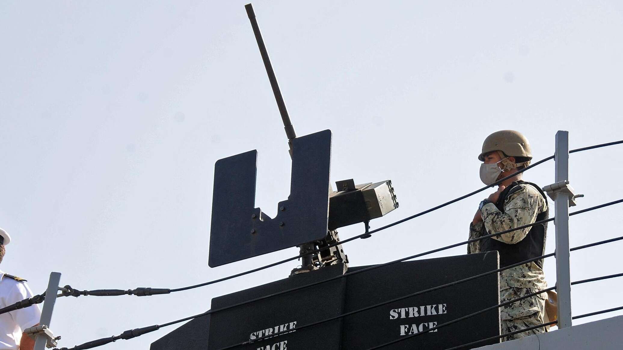 الجيش الأمريكي: "أنصار الله" قتلوا 3 من طاقم السفينة "ترو كونفيدنس" إثر استهدافها بصاروخ